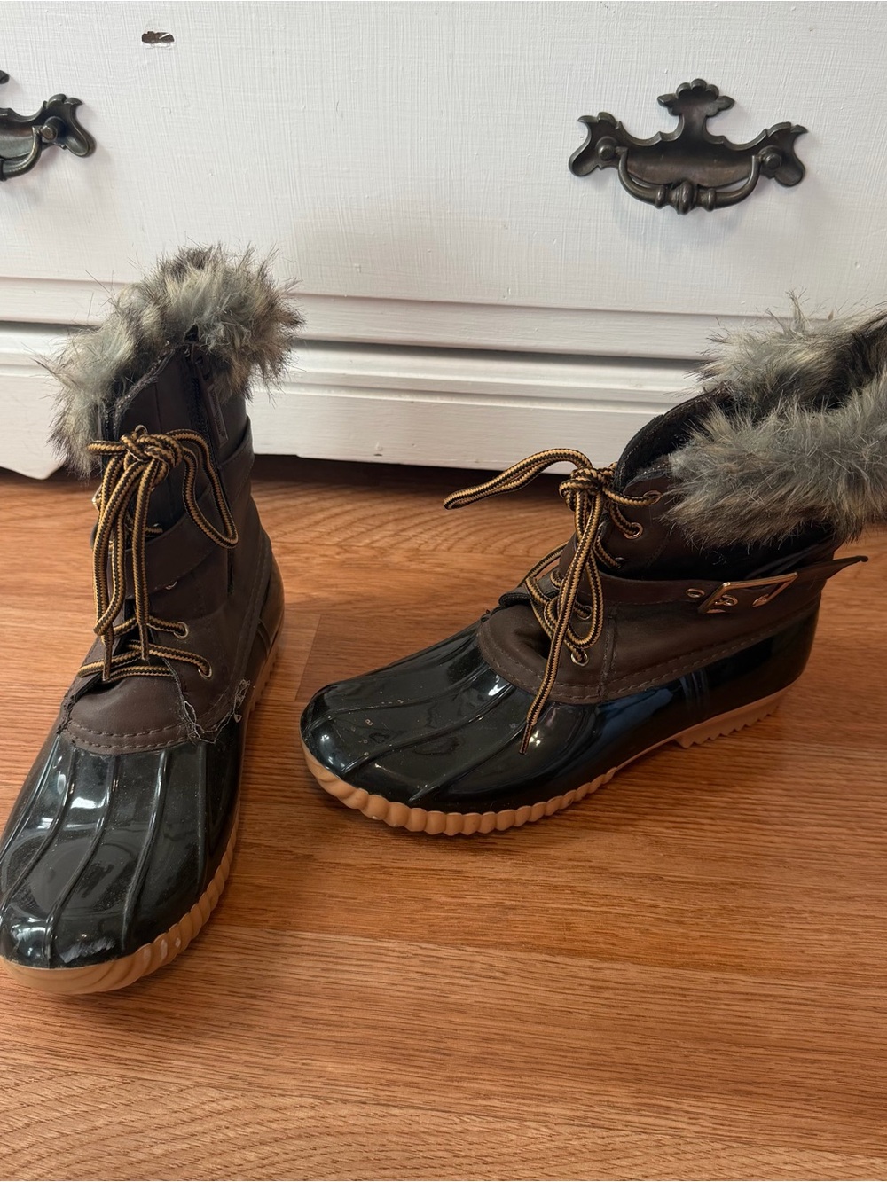 Nature Breeze Women’s Size 6 Boots